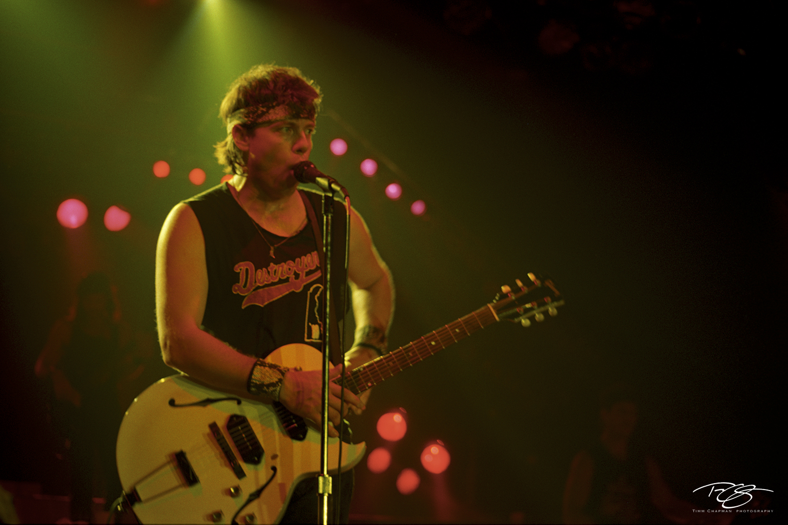 House Rent Blues George Thorogood tells the story of the House Rent Blues during a performance